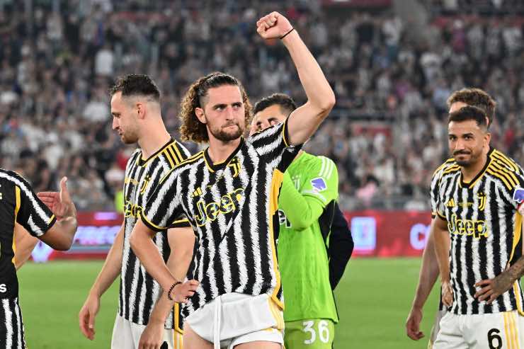 Juventus, bufera Rabiot