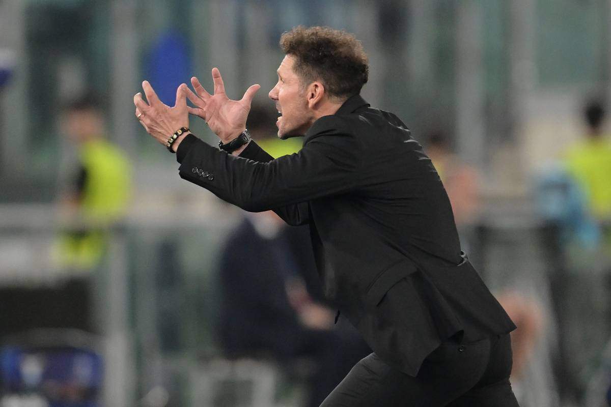 Simeone lo scippa all'Inter