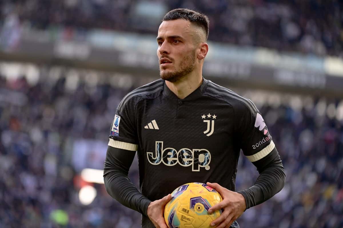 Calciomercato Juve, ritorno di fiamma del Galatasaray per Kostic