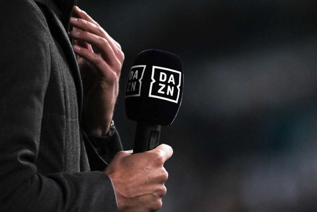 DAZN, è bufera in Juve-Brest