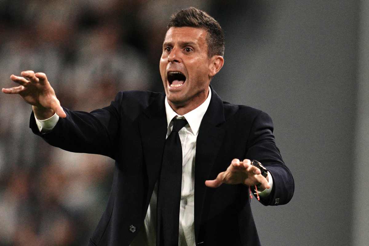 Thiago Motta dà indicazioni 