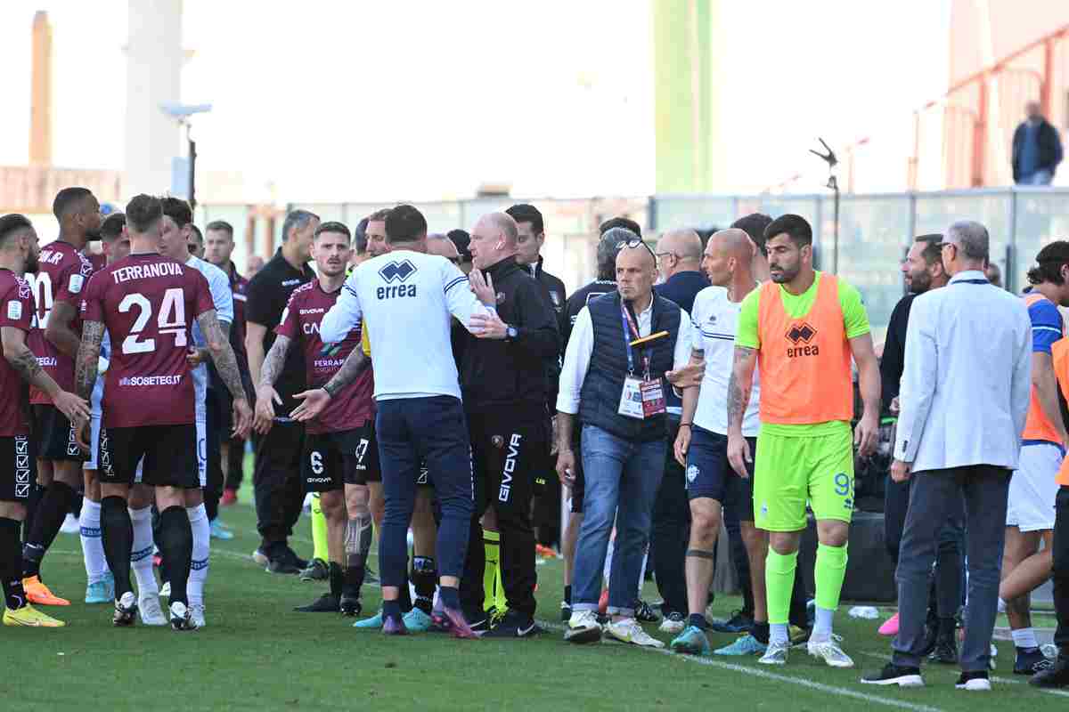 Sant'Agata-Reggina, rissa tra giocatori