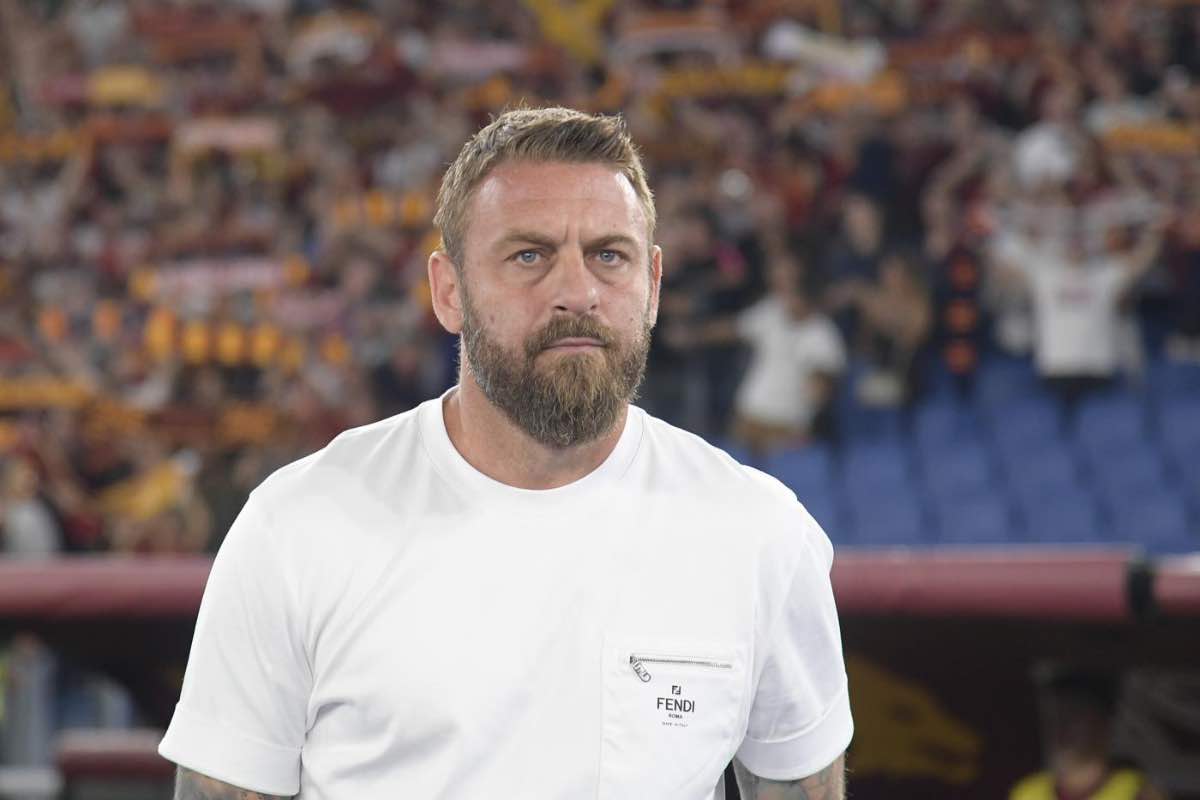 Roma, esonerato De Rossi