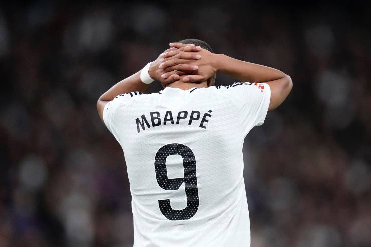 Mbappe si dispera in Real-Barcellona