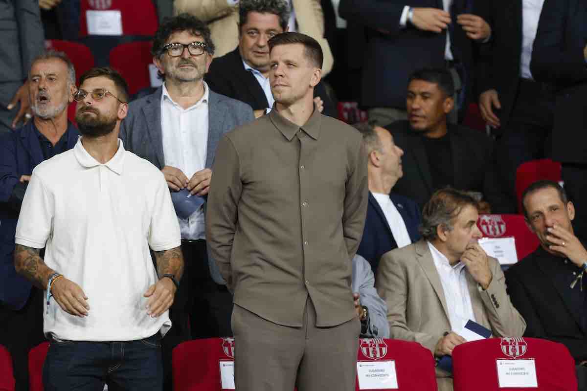 Szczesny firma con il Barcellona