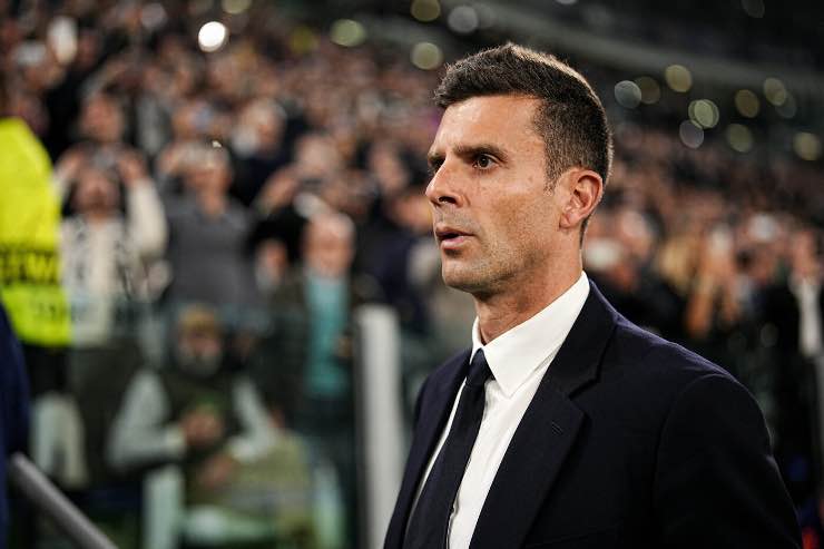 Thiago Motta guarda verso gli spalti