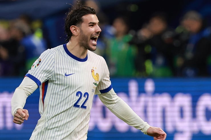 Calciomercato Milan, Juventus in agguato per Theo Hernandez