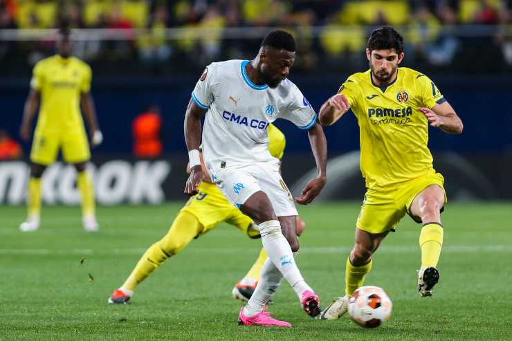 Mbemba in campo con il Marsiglia