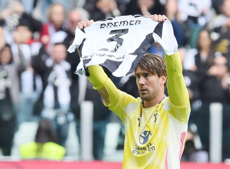 Rinnovo Vlahovic, aut aut Juve