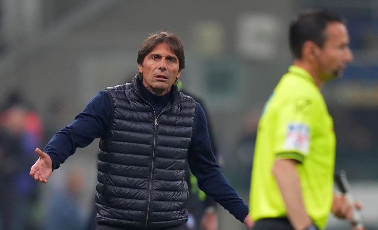 Antonio Conte contrario per la decisione dell'arbitro