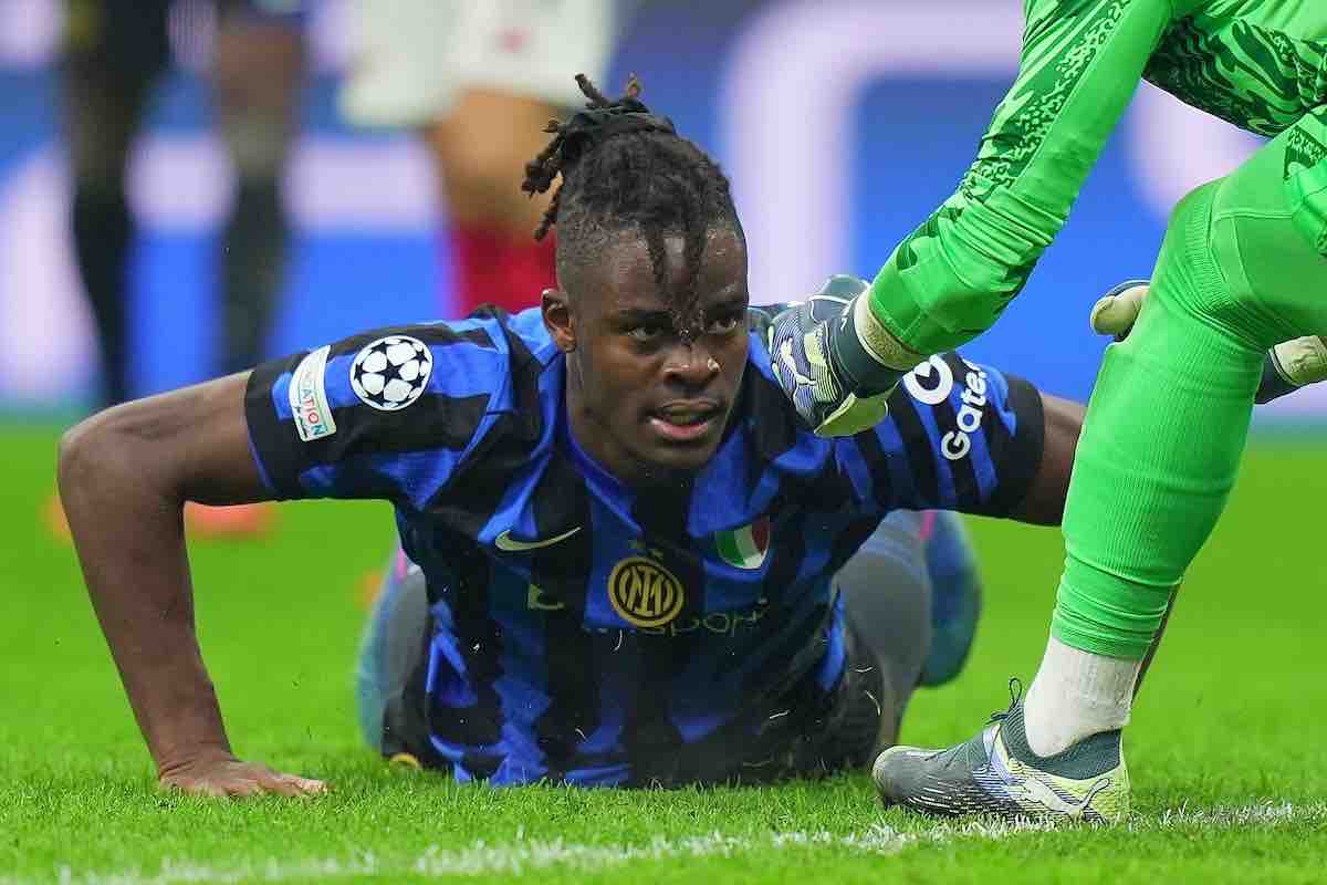 Bisseck mura l’Arsenal e ingolosisce la Premier: 40 milioni per strapparlo all’Inter