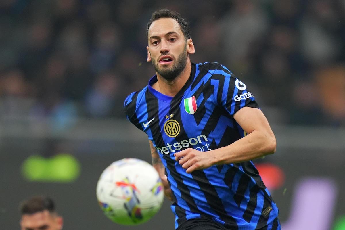 L’Inter ha già scelto il sostituto di Calhanoglu: via libera per 50 milioni