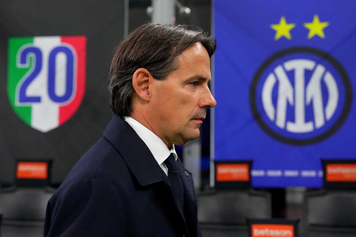 Inter, lo vogliono in panchina: “Con lui giochiamo in dieci”