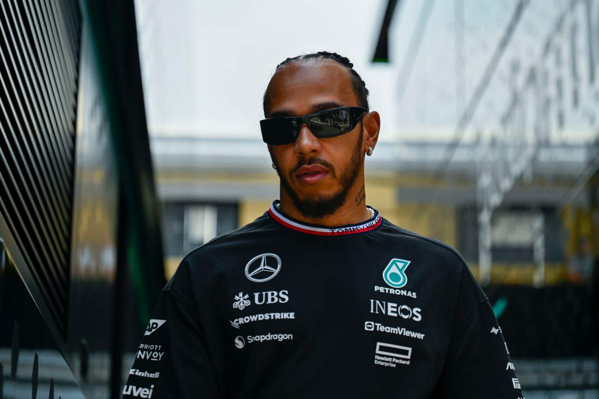 Lewis Hamilton serio