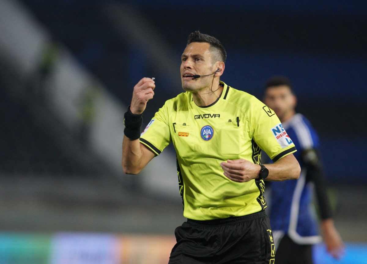 L'arbitro Maurizio Mariani