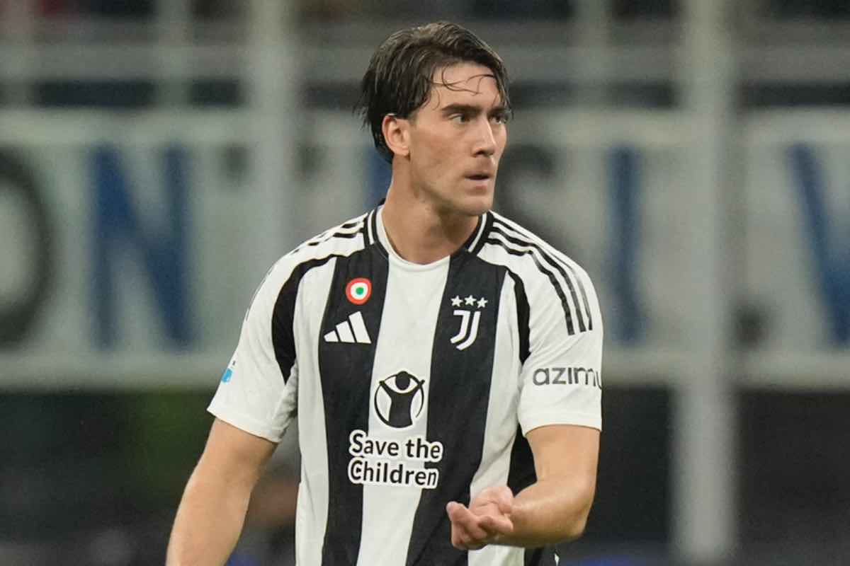 Dusan Vlahovic si lamenta in Inter-Juve