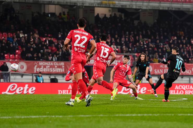 Il gol di Zaccagni in Monza-Lazio