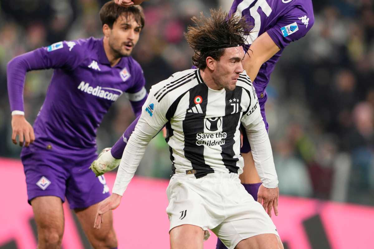 Juve Fiorentina, un’altra brutta prestazione di Vlahovic: fuori tra i fischi