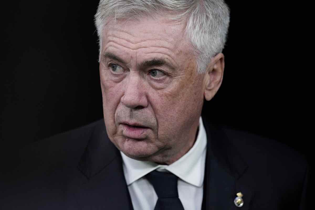 Carlo Ancelotti perplesso sulla panchina del Real Madrid