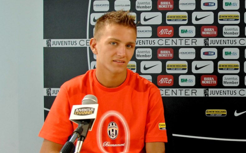 Domenico Criscito in conferenza stampa per la Juventus nel 2007 