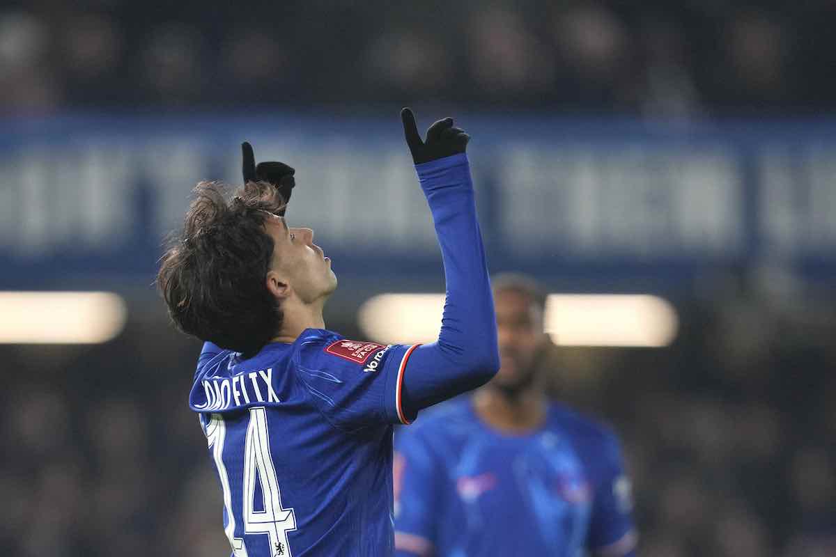 Joao Felix con la maglia del Chelsea