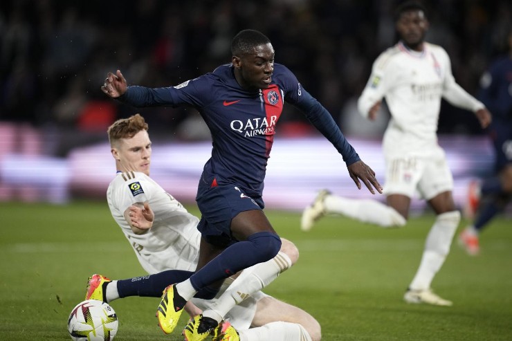 Kolo Muani in azione con il Psg