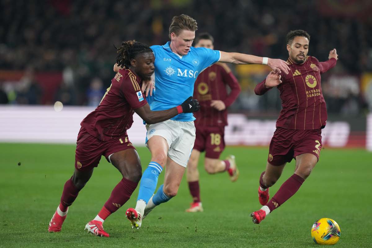 Roma Napoli, El Shaarawy non al top. Koné non convinto del cambio, fischi per Cristante e Lukaku